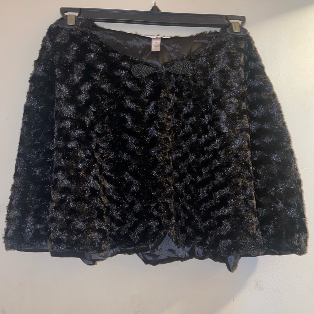 Maria Gabrielle -Cape Jacket